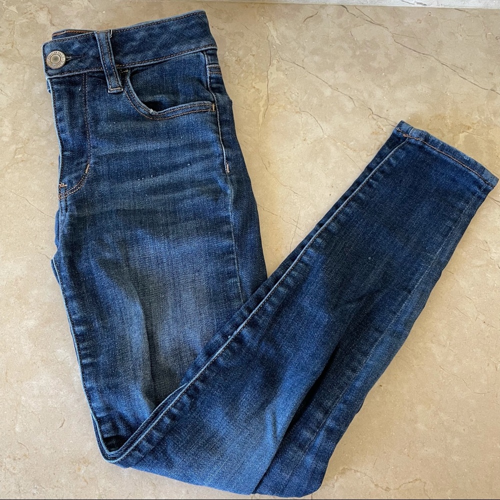 American Eagle dark wash super skinny jeans